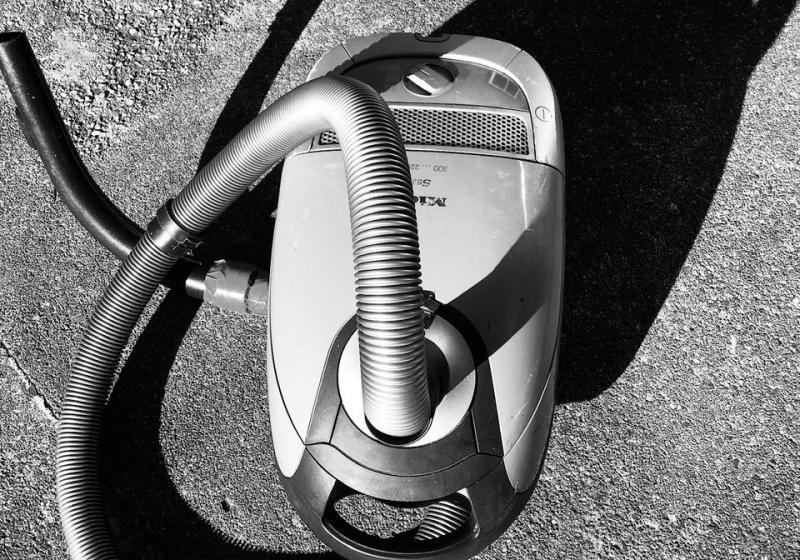 A vacuum cleaner