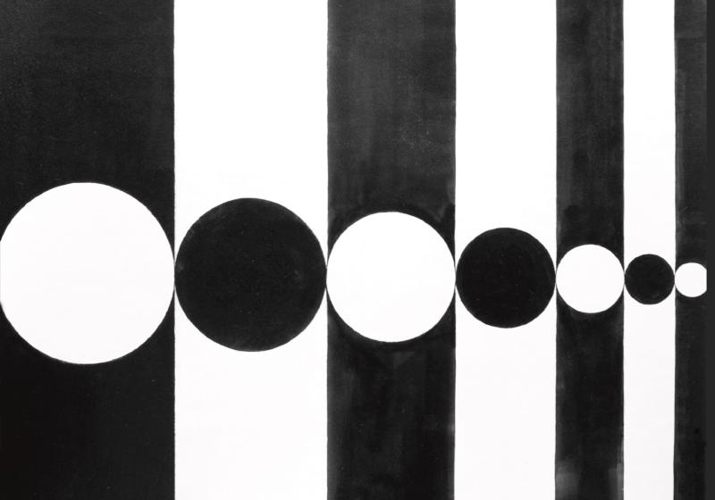 A pattern of increasingly narrow vertical stripes alternating black in white. In the center of these stripes are ovals which also alternate black and white and get smaller the narrower the stipe.