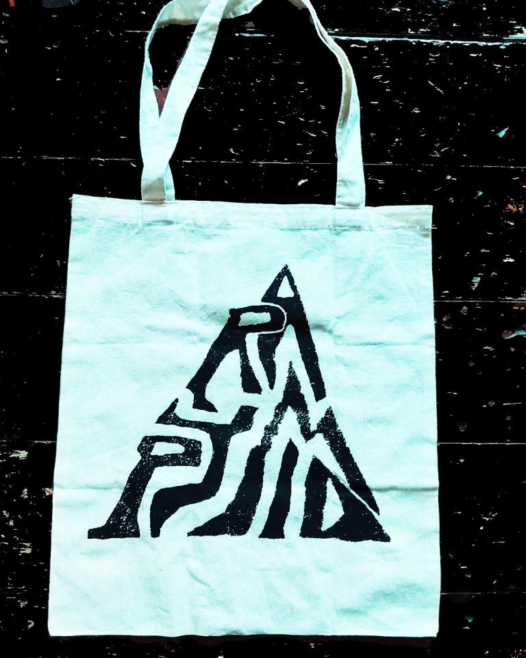 Pyramid Club tote bag